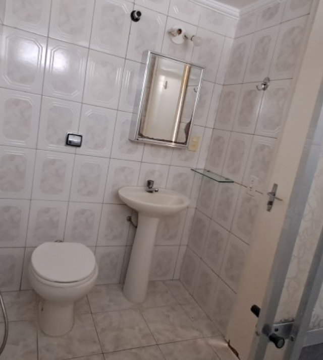 A4050 11.jpg